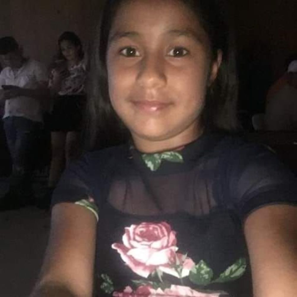 Meet your Posher, Yenci